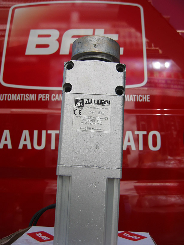 BFT E3N 220V apricancello a battente (solo riparazione Vostro operatore)