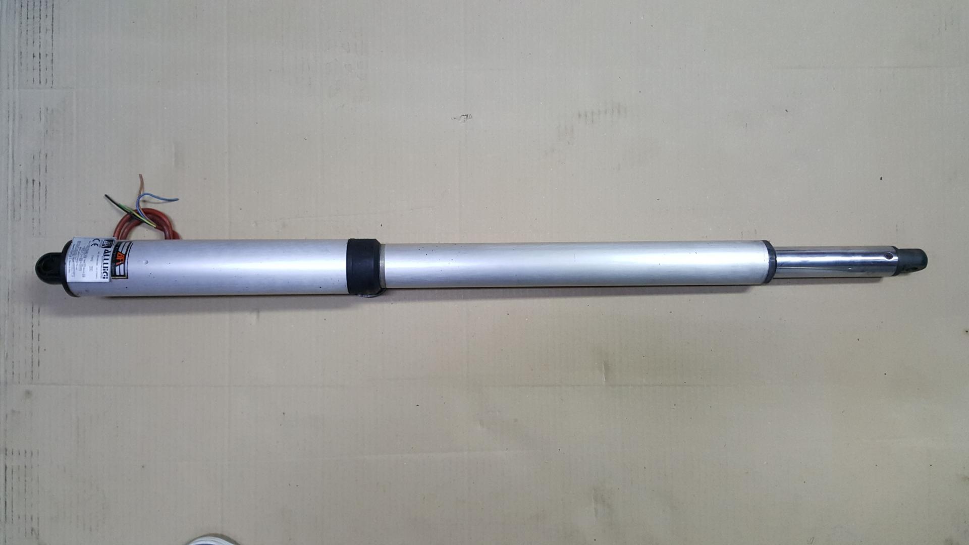 BFT E6 220V apricancello a battente. Operatore REVISIONATO