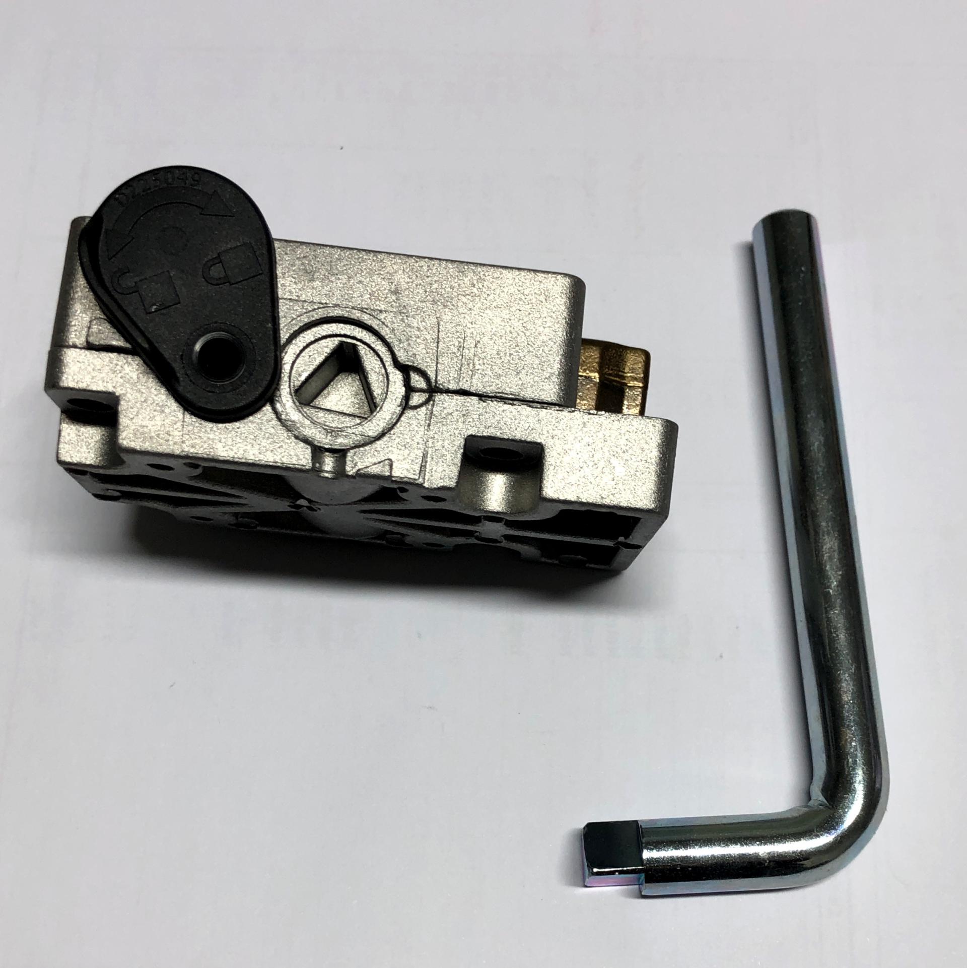 SCC SBLOCCO MANUALE PER MOTORI BFT ELI 250 N E SUB BT CON CHIAVE A LEVA